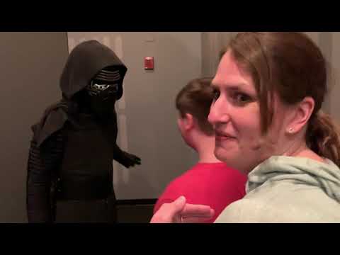 Adam and Tiffy’s Disney Days XVI: Kylo (Day 2)